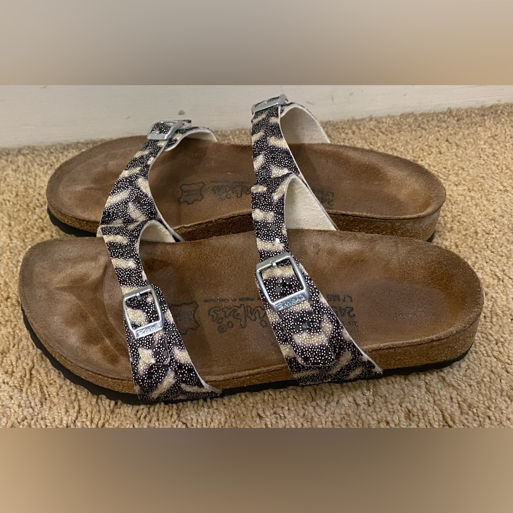 Woman's Birkenstock Birkis Black White Jeweled Straps Slip-on Sandals Size 38